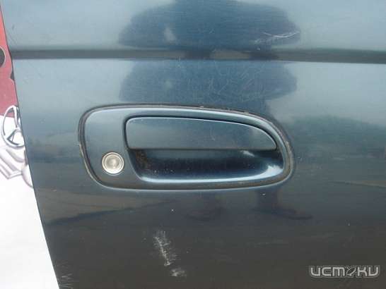 В Ливнах полицейские предотвратили кражу из автомобиля