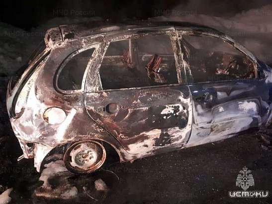 В Орловской области сгорели два автомобиля