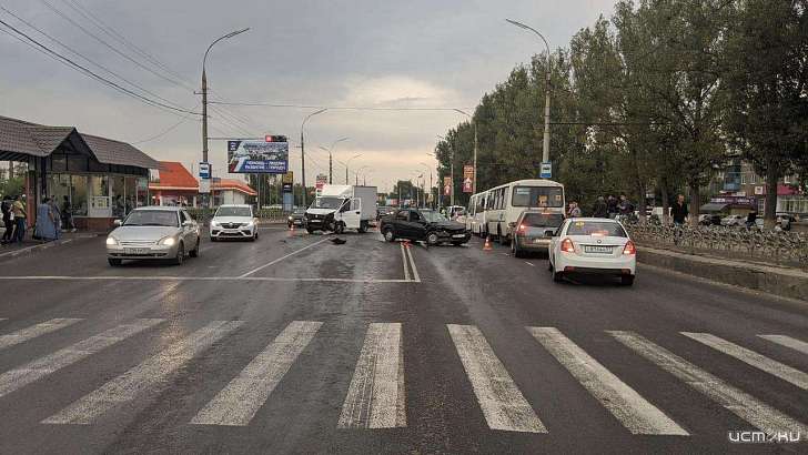 ДТП на встречке: женщина и подросток пострадали в районе «Стрелы» в Орле
