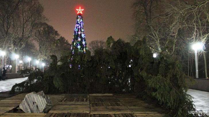 Фотофакт: в Орле строят резиденцию Соловья-разбойника