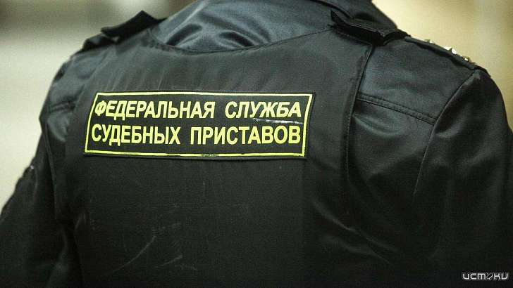 Амчанин заплатит 50 тысяч рублей за нападение на судебного пристава