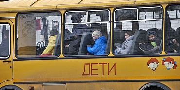 В Ливенском районе полицейские проверили техническое состояние школьных автобусов
