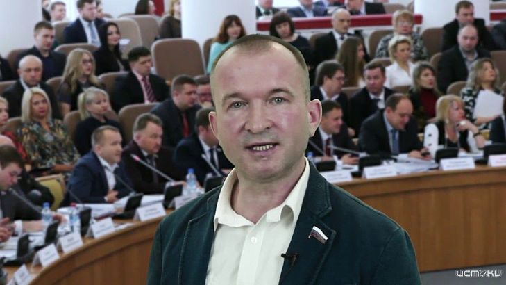 Депутат орловского обл.совета Игорь Рыбаков будет работать бок о бок с коммунистом Иваном Дынковичем Депутат орловского обл.совета Игорь Рыбаков будет работать бок о бок с коммунистом Иваном Дынковичем