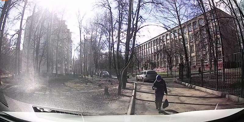 В Орле попал на видео «ребенок, сбивший машину»