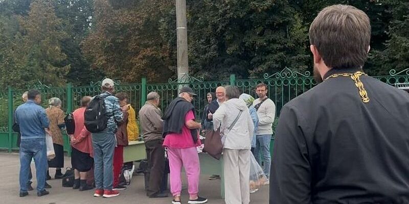 Орловская митрополия  В Орле нуждающихся накормили горячими обедами