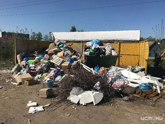 Фотофакт: свалка на ул. Благининой остается головной болью для орловчан