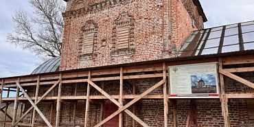 церковь памятник архитектуры В Орловской области спасают старейшую каменную церковь XVII века
