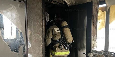 В Урицком районе при пожаре в квартире пострадал мужчина