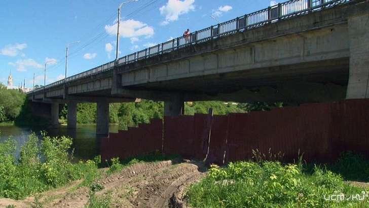 В Орле определятся с новым подрядчиком для ремонта моста Дружбы к 9 октября
