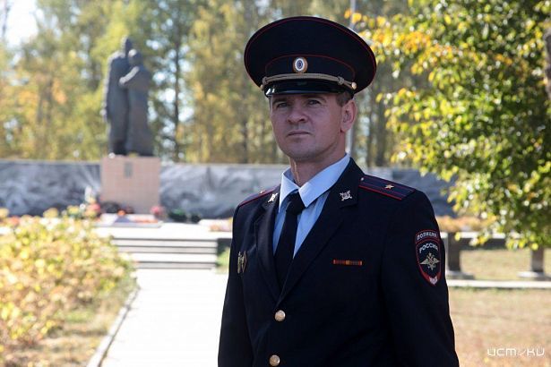 "Народным участковым" Орловской области стал Дмитрий Быковский  "Народным участковым" Орловской области стал Дмитрий Быковский