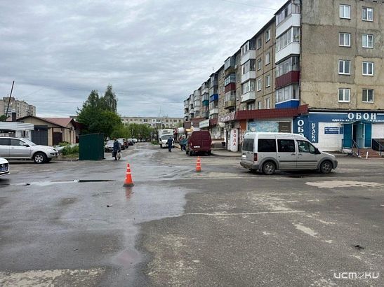 В Орле минивэн задним ходом наехал на 79-летнюю женщину