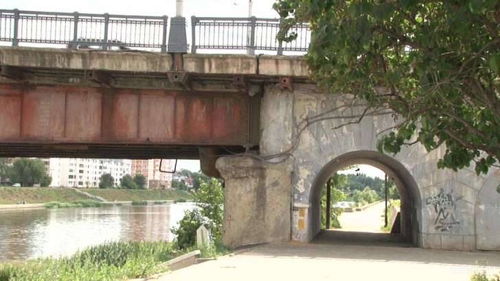 Парадокс: для ремонта Красного моста в Орле не нужен опыт строительства мостов