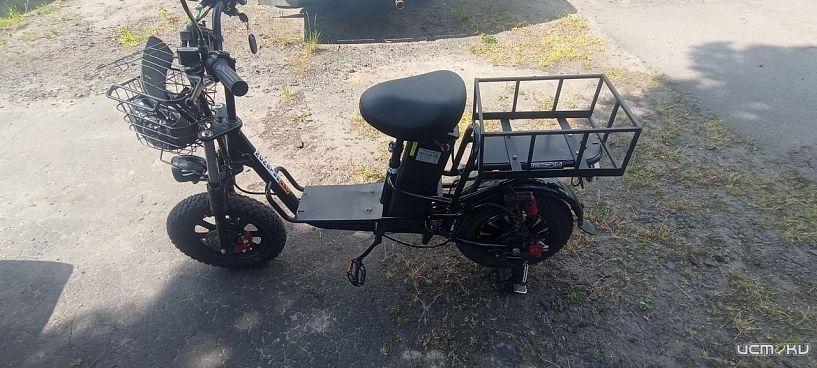 В Дмитровске пенсионерка опрокинулась на мопеде