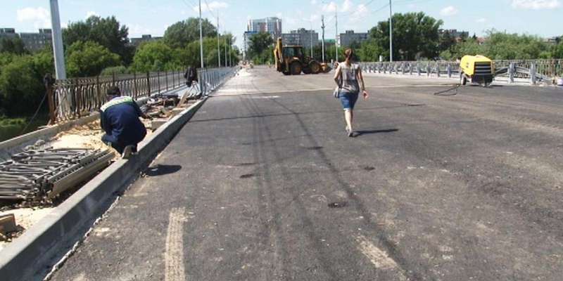 Орловские пешеходы не смогут пользоваться мостом Дружбы осенью и зимой?