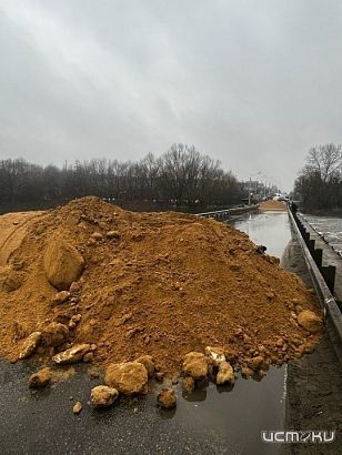 Движение по мосту в Гати полностью перекрыли 