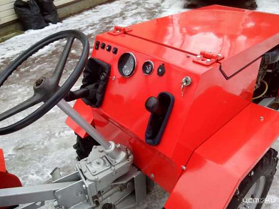 Орловчанин хотел обзавестись мини-трактором, а потерял более 100 тыс. рублей