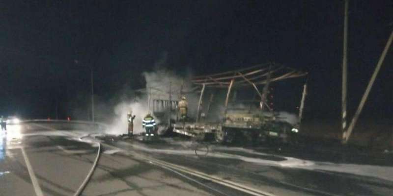 В Орле на Итальянской горела фура