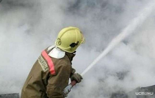 Из-за перегрузки электросети под Орлом загорелся жилой дом