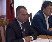 Поросло травой место наших встреч. Как следят за «газонами» в нашем городе