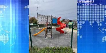 Экспресс - новости: орловский активист обращает внимание прокуратуры на состояние детской площадки в центре Орла