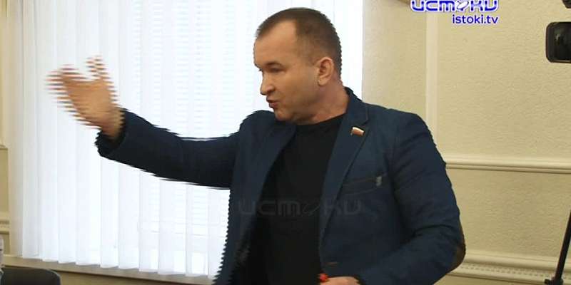 Почему в Орле темно?