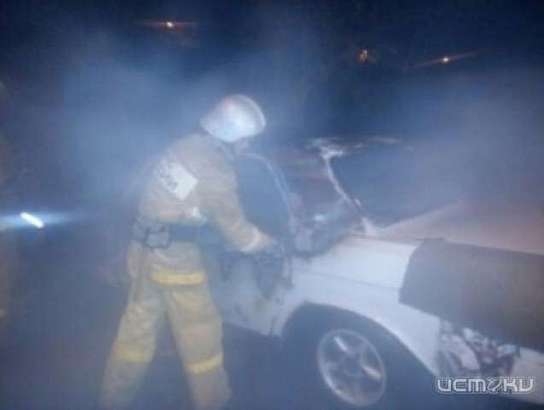 Во Мценске сгорел автомобиль «Волга»