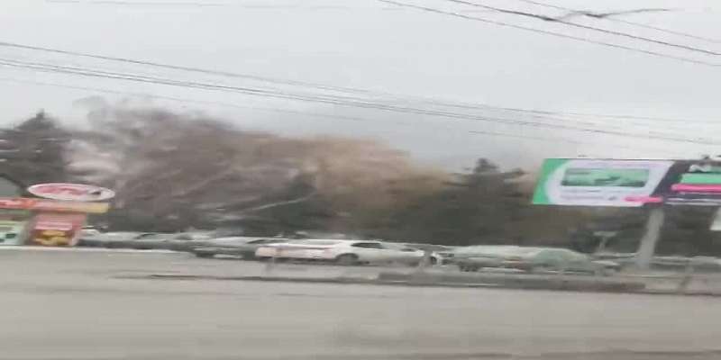Видео: в Железнодорожном районе Орла полыхает жилой дом