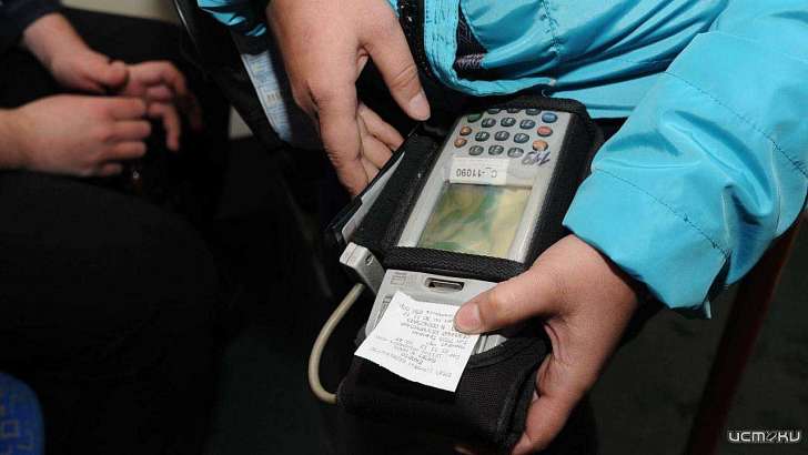 У орловчан снимали деньги с карт за вчерашние поездки на маршрутках