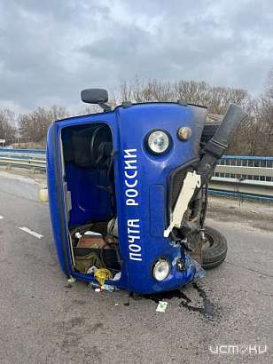 В Болхове пьяный водитель "Почты России" опрокинулся на «буханке»