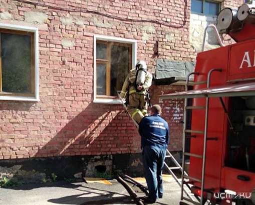 В Ливнах 30-летний мужчина погиб при пожаре в однушке