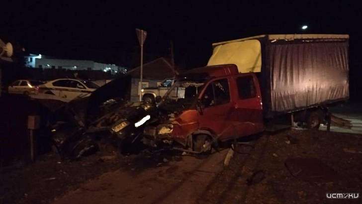 Двое младенцев пострадали при столкновении ВАЗа с «Газелью» во Мценске