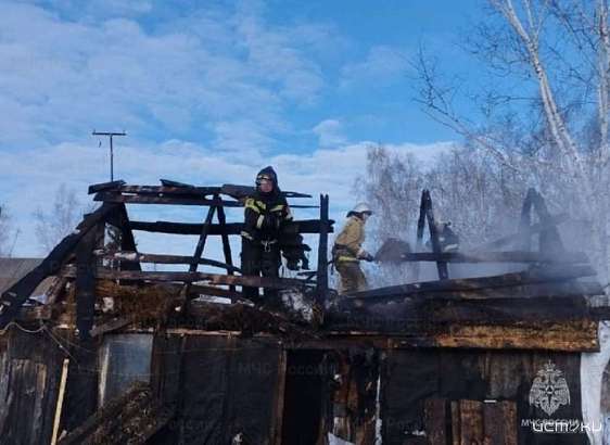 В Глазуновском районе произошёл смертельный пожар