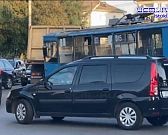 Экспресс-новости: троллейбус врезался в столб, строительство кампуса стартовало со скандала, а дом Лизы Калитиной снесли — все это и не только в нашей... Экспресс-новости: троллейбус врезался в столб, строительство кампуса стартовало со скандала, а дом Лизы Калитиной снесли — все это и не только в нашей...