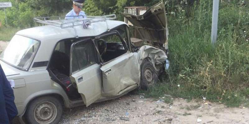 В Ливнах водитель «семерки» пострадал, не поделив дорогу с «Ладой-Грантой»