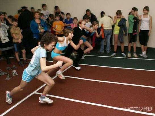 Орловский легкоатлетический манеж готовится к открытию 