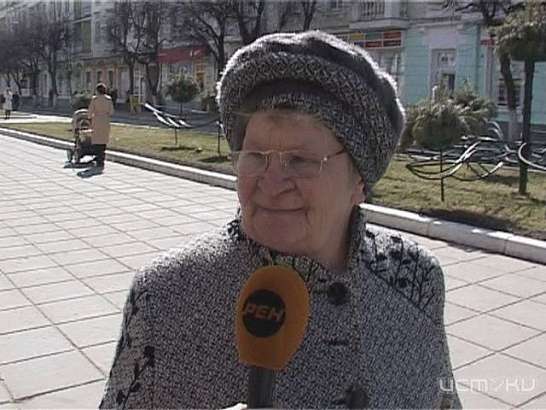 Как часто орловчане ходят в театр? 