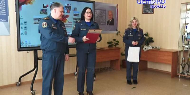Отголоски прошедшего Дня печати. День творчества и вдохновения орловские спасатели выбрали для того, чтобы пообщаться с журналистами и наградить их за...