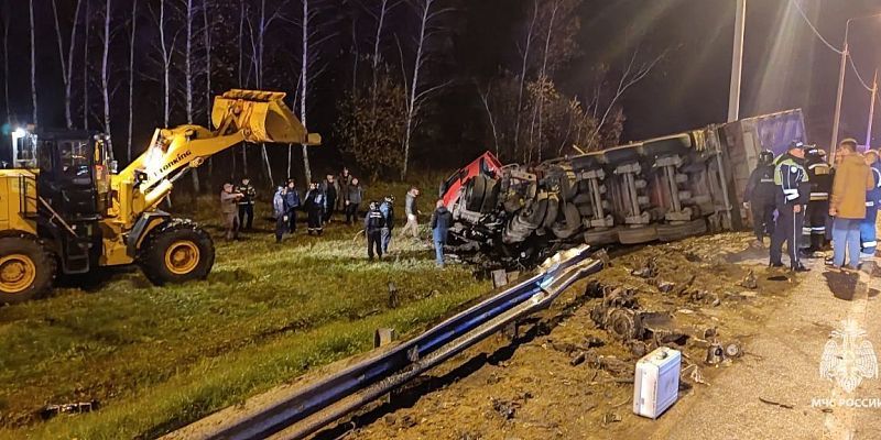 авария со смертельным исходом В страшной аварии на трассе «Орел-Тамбов» погибли шесть человек