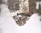 А снег идет..