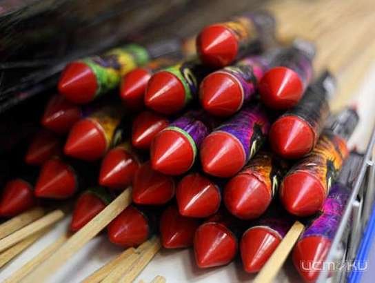 На что нужно обратить внимание при покупке пиротехники?