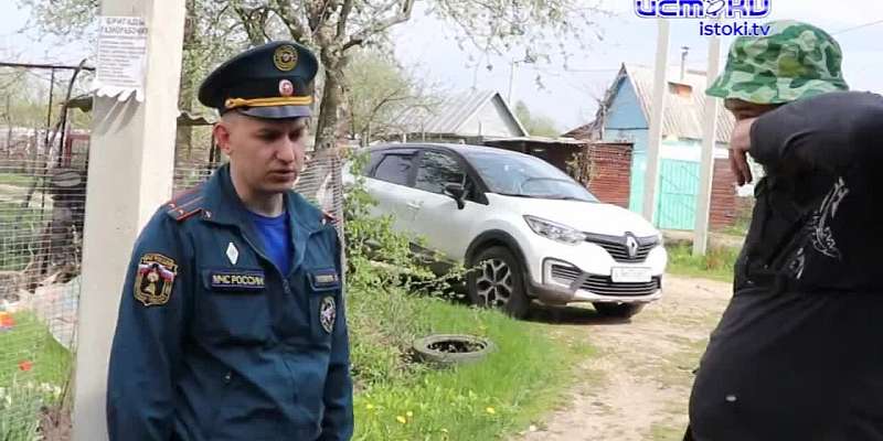 Лучше предупредить. Сотрудники МЧС провели рейд и напомнили орловчанам о важности соблюдения правил пожарной безопасности на участках