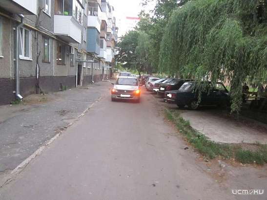 В Орле под колеса авто угодил 10-летний мальчик. Сейчас он в больнице