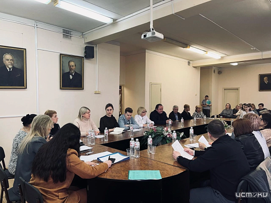 В Орловском мединституте прошла "Ярмарка вакансий - 2025"