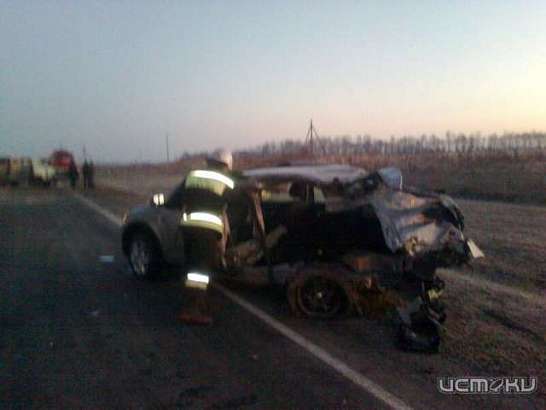 В Болховском районе столкнулись «УАЗ» и «Рено». Пострадали двое
