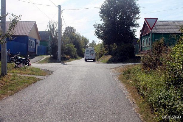 В Орле дорогу не поделили велосипед и мотоцикл