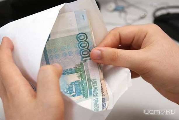 В Орловской области мужчина, опасаясь "другого наказания", выплатил долг судебным приставам 