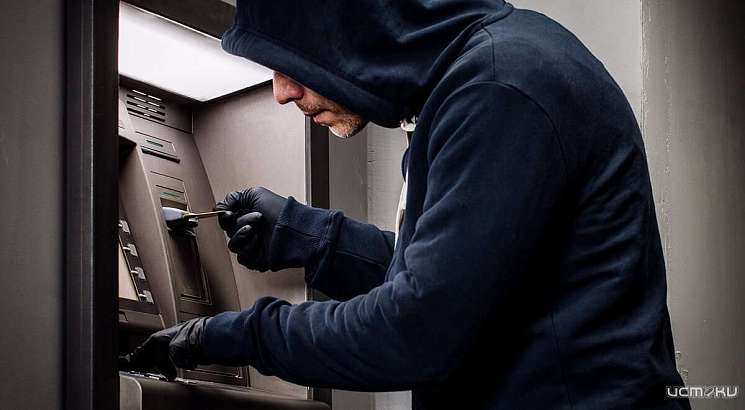 В Орле у предпринимателя украли 54 тыс. рублей