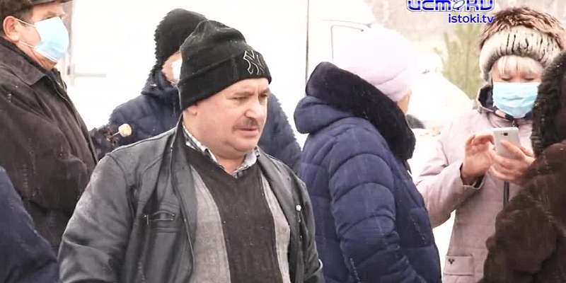 Деревню Крутая Гора посетил замглавы Орловского района: обсудили тариф на пользование центральным водопроводом
