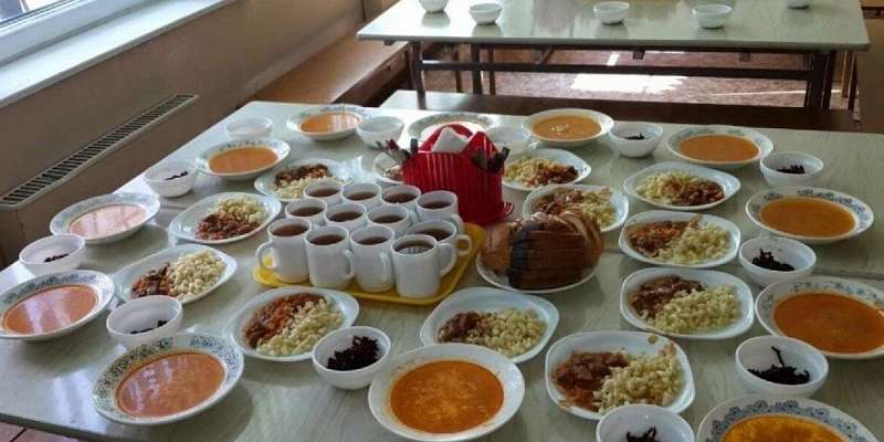 Орловских школьников обеспечат обедами за счет федерального бюджета