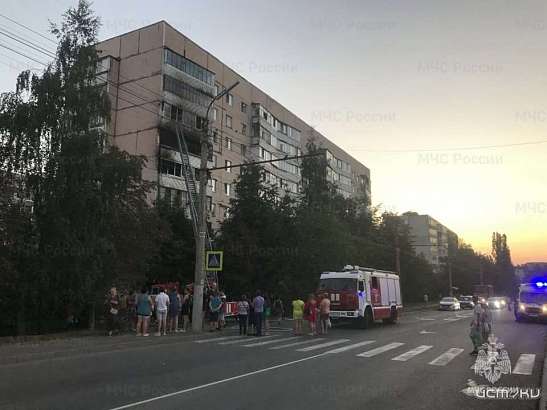 Сигарета стала причиной серьёзного пожара на ул. Рощинской в Орле